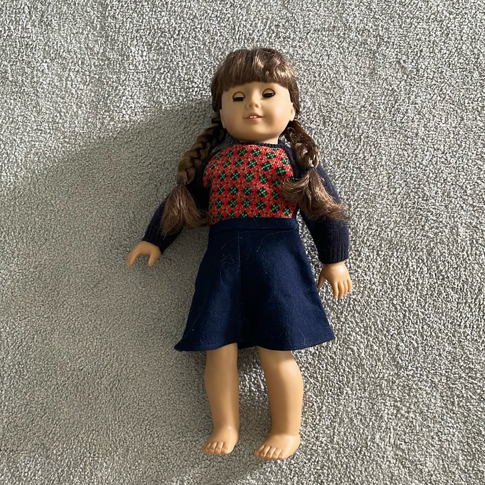 American Girl Molly McIntire Doll 2012
